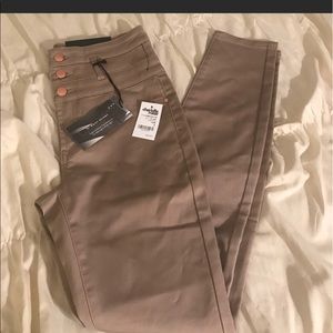 Hi-waisted Skinny Jeans